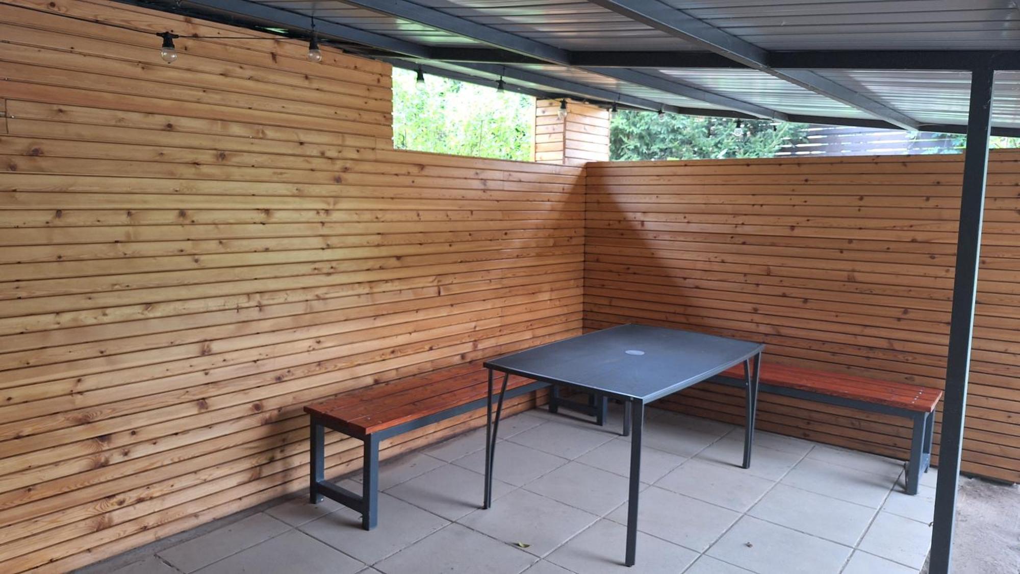 Bungalov Na Brehu Labe S Vlastnim Molem Pardubice Exteriér fotografie